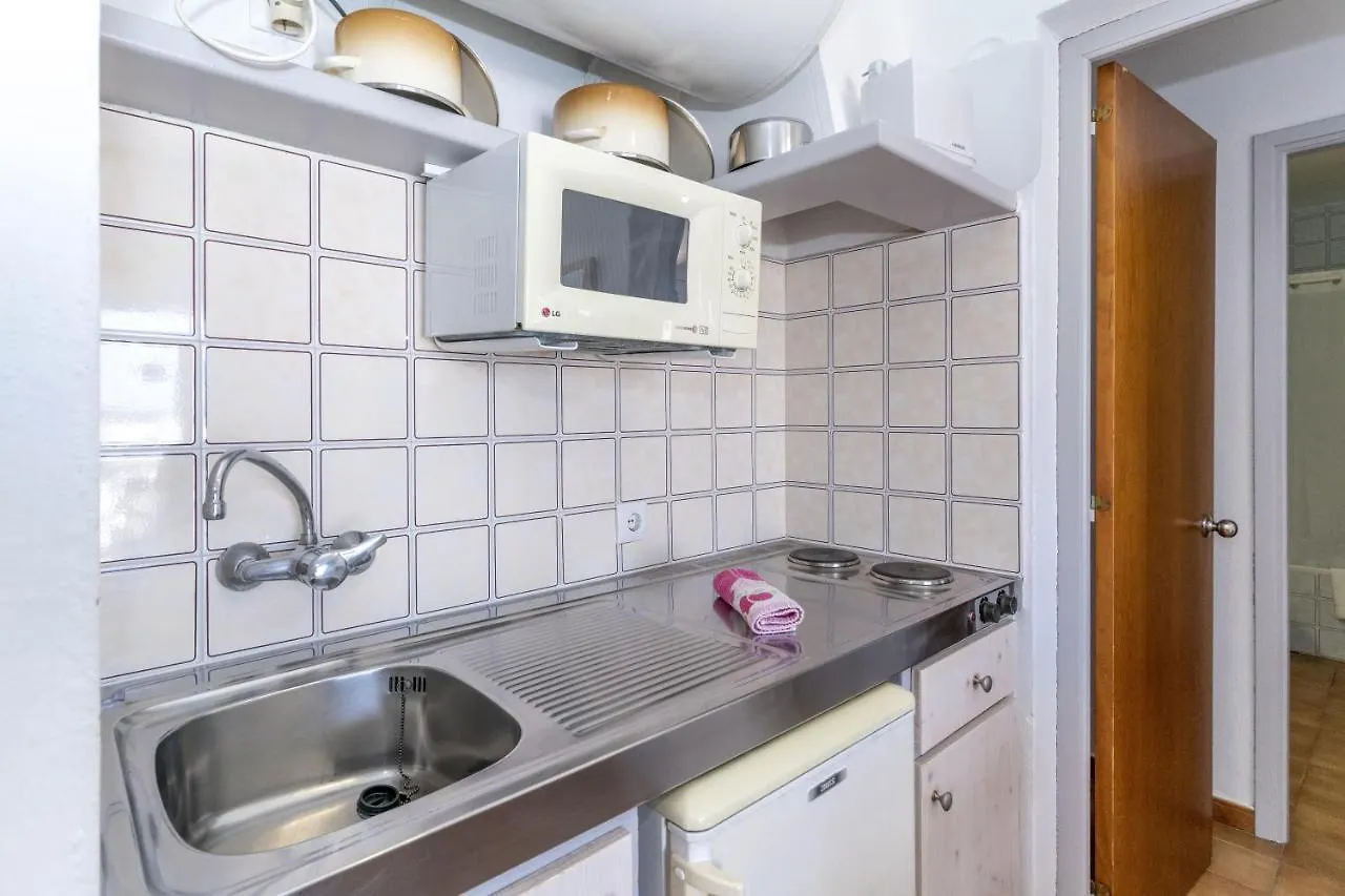 Apartamentos Vista Blanes Cala'N Blanes  2*, Cala'N Blanes (Menorca)